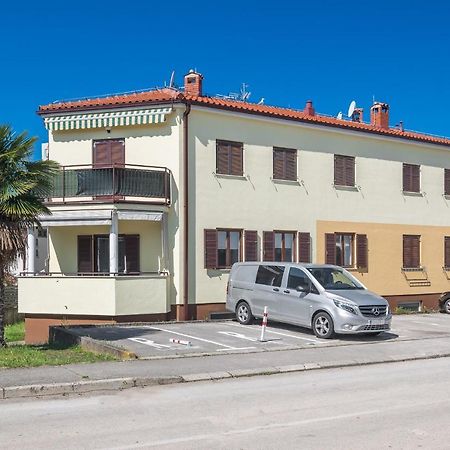 Apartment Adria Premium Porec Exterior photo
